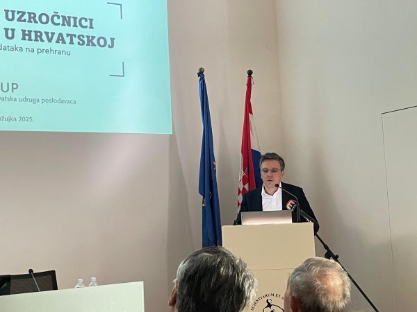 Hrvoje Stojić na okruglom stolu 'Od polja do stola: ekonomska i/ili špekulativna logika?'