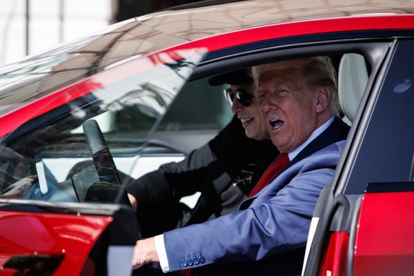 SAD nije ni među prva četiri uvoznika automobila u EU