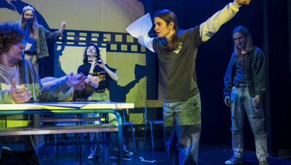 Predstava 'Pet nula'