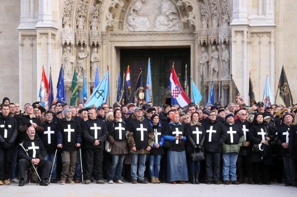 branitelji - milenijska fotografija
