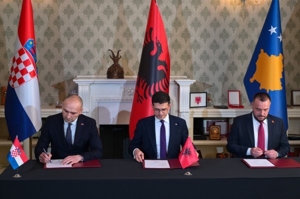 Deklaracija o obrambenoj suradnji Hrvatske, Albanije i Kosova