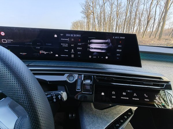 Peugeot 5008 Hybrid 136 e-DCS6 GT