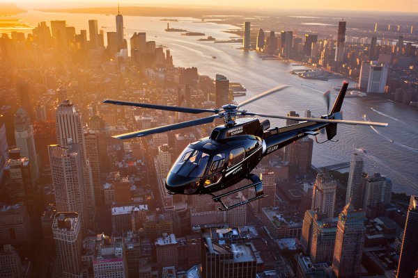 Posljednja želja: Helikopter iznad grada izbacio tisuće novčanica i to u vrijeme pogreba