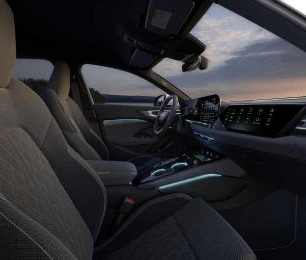 Audi A5 e-hybrid limuzina