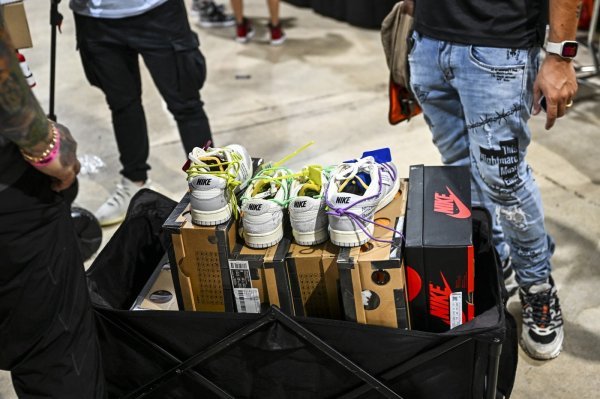 Nike Dunk x Off-White tenisice