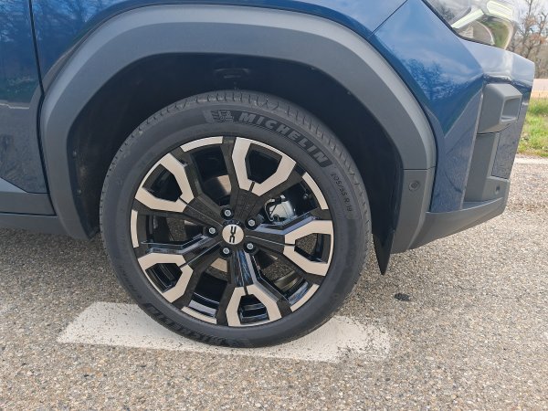 Dacia Bigster Hybrid 155