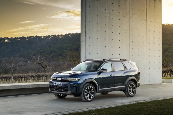 Dacia Bigster Hybrid 155 Journey