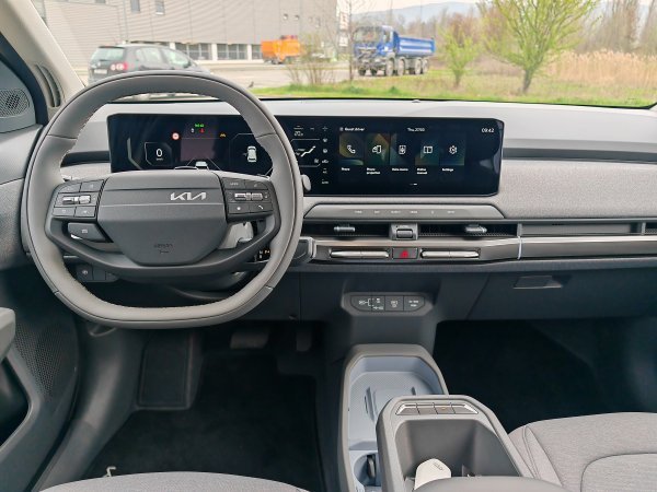KIA EV3