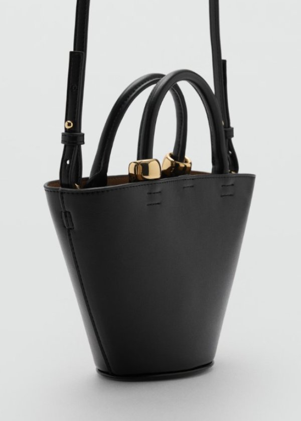 Mangova bucket torba koja se prodaje po cijeni od 25,99 eura
