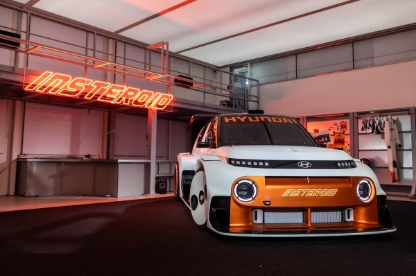 Hyundai Insteroid koncept