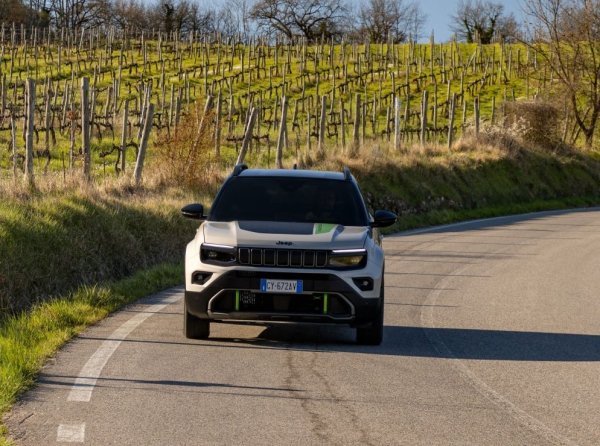 Jeep Avenger 4xe krenuo u proizvodnju