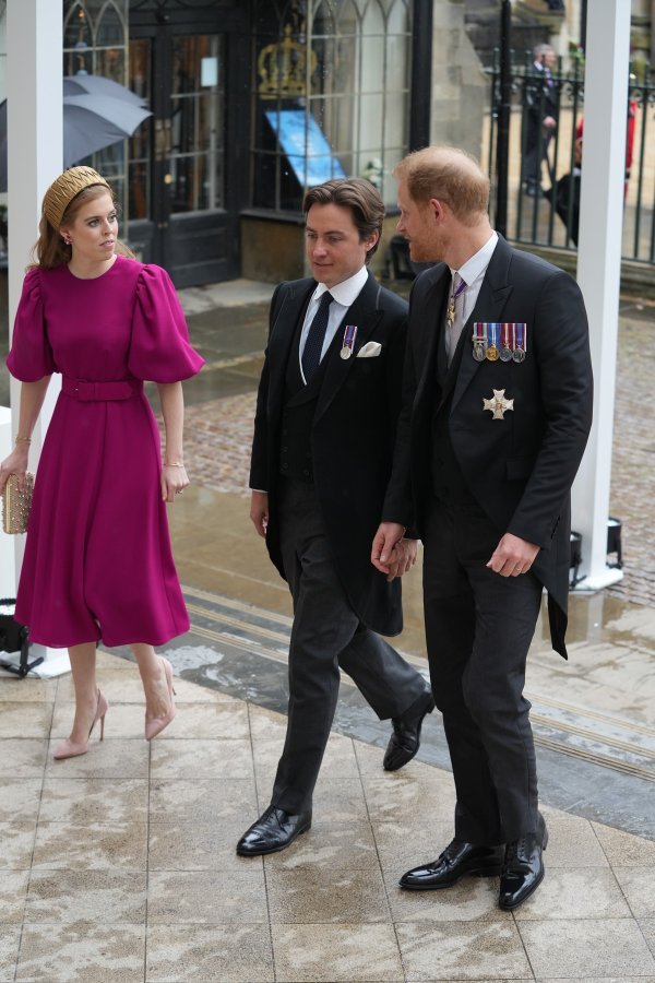 Princeza Beatrice na krunidbi kralja Charlesa II