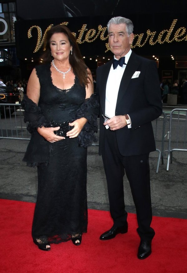 Keely Shaye Smith i Pierce Brosnan