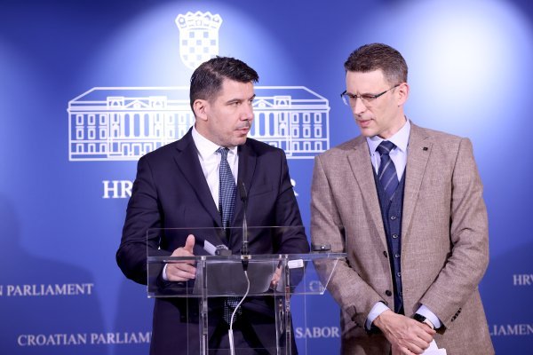 Nikola Grmoja i Božo Petrov poručuju da su ispekli zanat i da im ne treba pomoć PR-ovaca