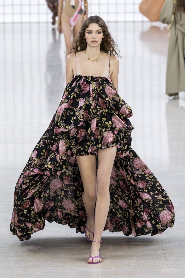 Chloe SS25