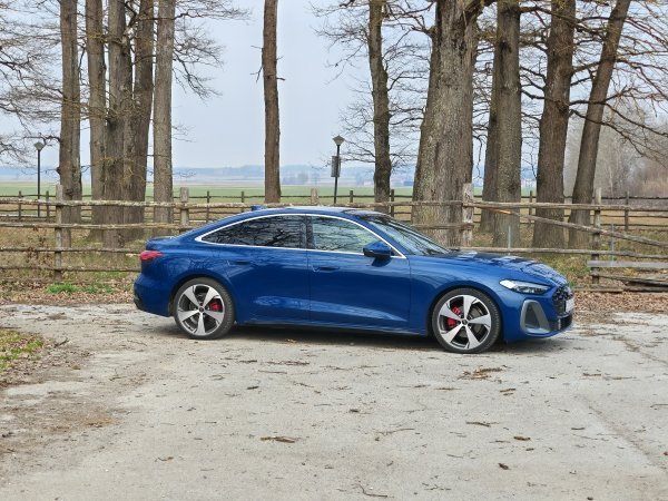 Audi A5 Limousine 40 TFSI quattro S tr