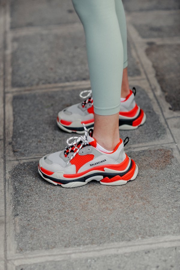 Model Triple S brenda Balenciaga