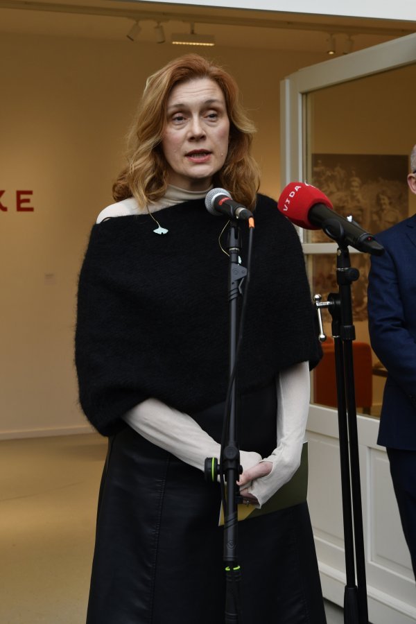 Davorka Perić, kustosica izložbe