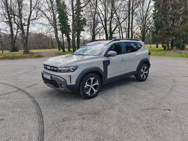 Dacia Duster Journey Hybrid 140