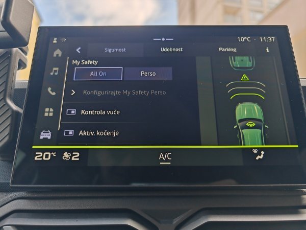 Dacia Duster Journey Hybrid 140