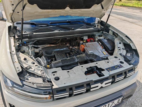 Dacia Duster Journey Hybrid 140