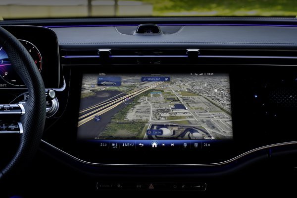 Mercedes omogućio nove značajke: Bolja navigacija uz Electric Intelligence i Offroad Track
