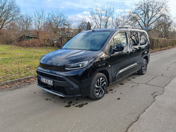 Vozili smo Toyotu Proace City Verso Family: Duga verzija praktičnog obiteljskog vozila s turbodizelašem