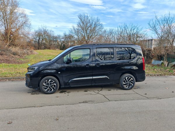 Toyota Proace City Verso Family 1.5D 130 M/T6 Long