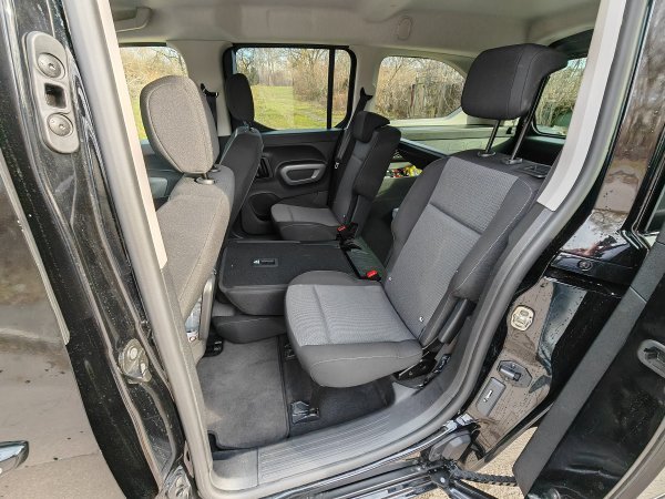 Toyota Proace City Verso Family 1.5D 130 M/T6 Long