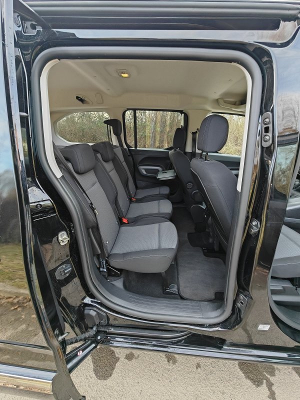 Toyota Proace City Verso Family 1.5D 130 M/T6 Long