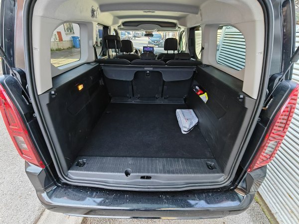 Toyota Proace City Verso Family 1.5D 130 M/T6 Long