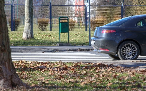 Automobilom udario djevojčicu dok je pretrčavala zebru u Zagrebu