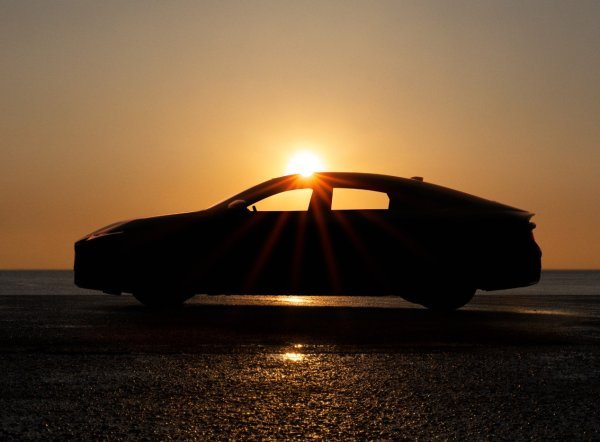 Lexus najavio novi ES: Osma generacija ključnog modela japanske premium marke