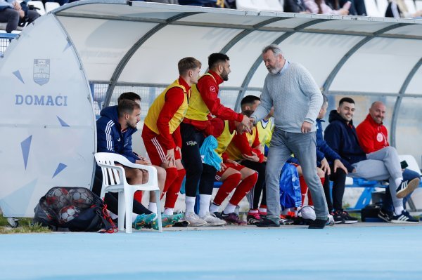 Raspad sistema u Komakovom Zrinskom; bit će izbačeni iz lige zbog propuštanja utakmica