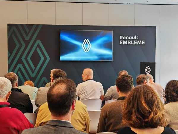 Renault Emblème - iz prve ruke