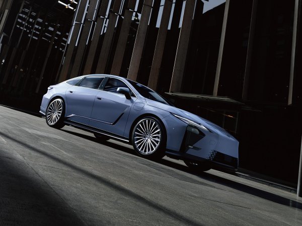 Lexus ES