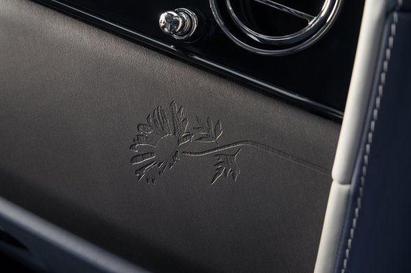 Rolls-Royce Black Badge Cullinan Daisy