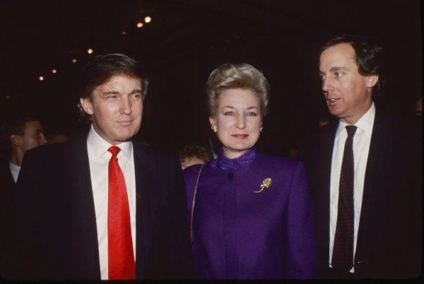 Donald Trump, Maryanne Trump Barry, Robert Trump
