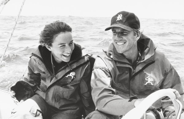 Jennifer Grey u filmu 'Vjetar'