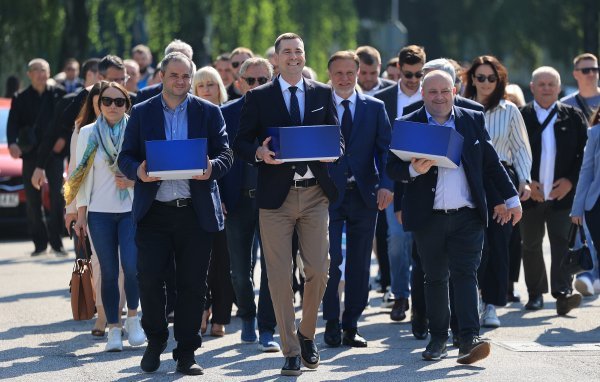 Mislav Herman predao potpise za nadolazeće lokalne izbore