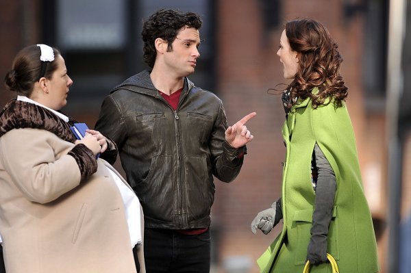 Leighton Meester, Zuzanna Szadkowski i Penn Badgley na setu serije 'Gossip Girl'