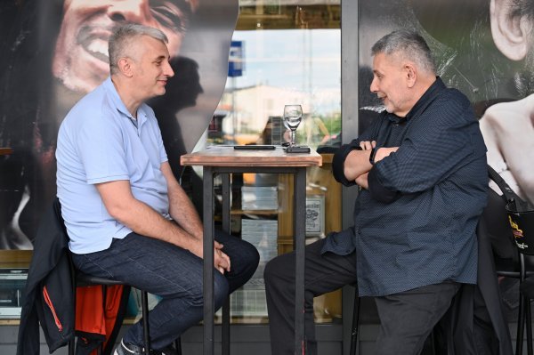 Zdenko Kolar s tportalovim novinarom