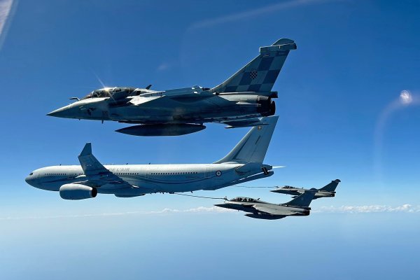 Vježba hrvatskih i francuskih aviona Rafale