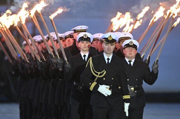 Grosser Zapfenstreich Olafa Scholza