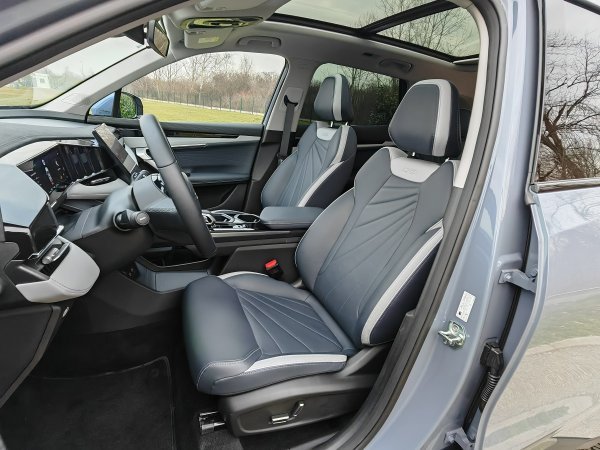 Geely Starray 1.5TD-DCT GK