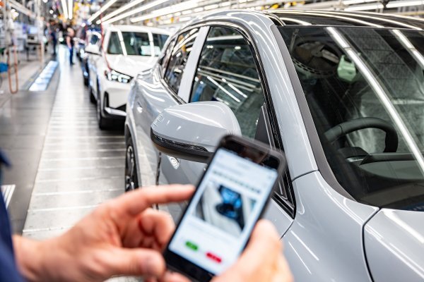 BMW umjetnom inteligencijom podiže kvalitetu provjere u montaži vozila