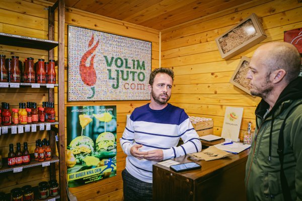 Goran Vrabec u razgovoru s novinarom tportala