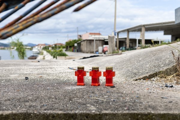 Autom sletjeli u Malu Neretvu, poginule tri osobe