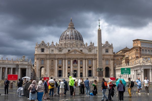 Vatikan gradi obranu od digitalnog kaosa: Priča se da razvijaju 'motor istine'