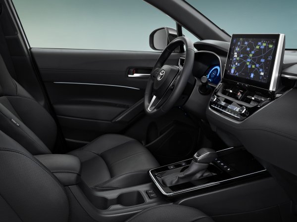 Toyota osvježila Corollu Cross